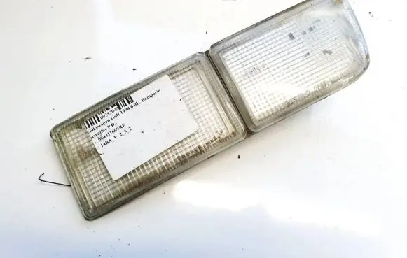 Volkswagen Golf III Front reflector 084411609RF 08-441-1609R-F