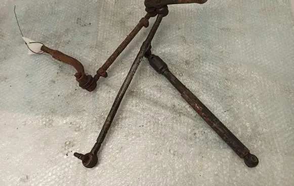 Mercedes-Benz 250 280 C CE W114 Steering tie rod 