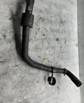 Audi A4 S4 B7 8E 8H Engine coolant pipe/hose 8K0819332J
