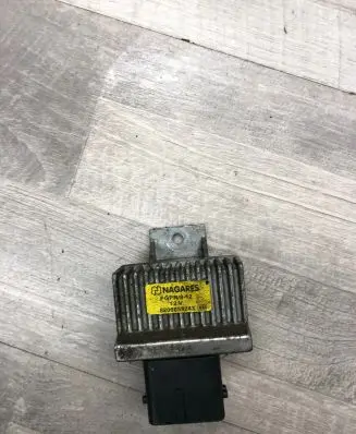 Nissan Qashqai Glow plug pre-heat relay 8200859243 FGPR812