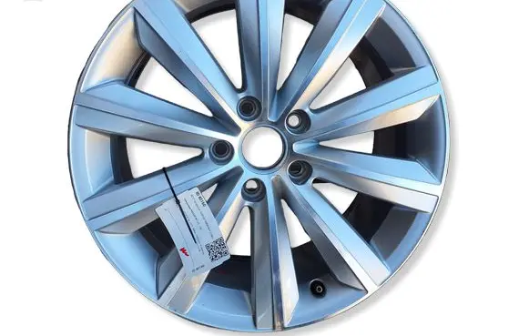 Volkswagen PASSAT B7 R17 alloy rim 3AA601025F