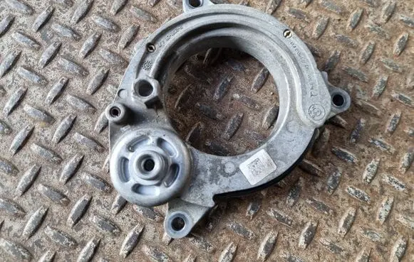 BMW 3 G20 G21 Generator/alternator belt tensioner 90053750