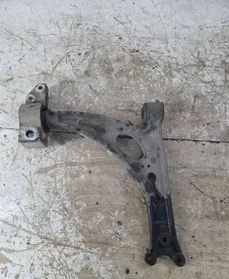 Volkswagen Golf Plus Front lower control arm/wishbone