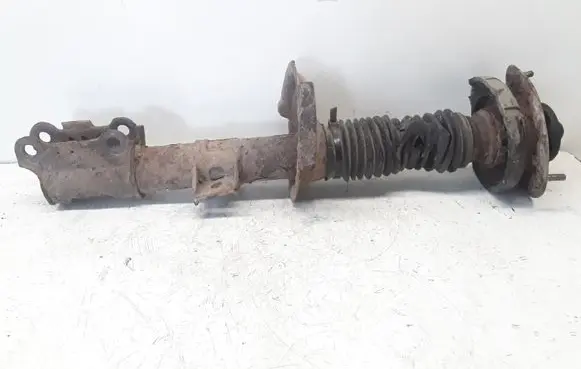 Volvo XC90 Front shock absorber/damper 30645515A