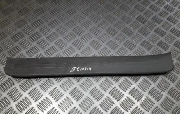 Hyundai Santa Fe Front sill trim cover 858812B000 85881-2B000