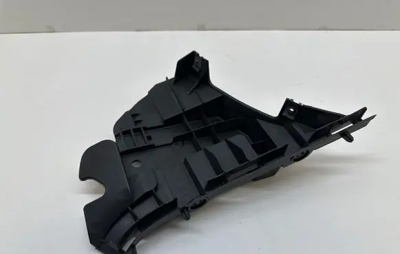 Volvo V70 Front bumper mounting bracket 31265345