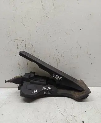 Volkswagen PASSAT B6 Accelerator throttle pedal 1K1721503P