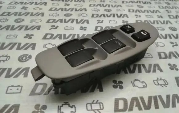 Nissan Almera Tino Electric window control switch
