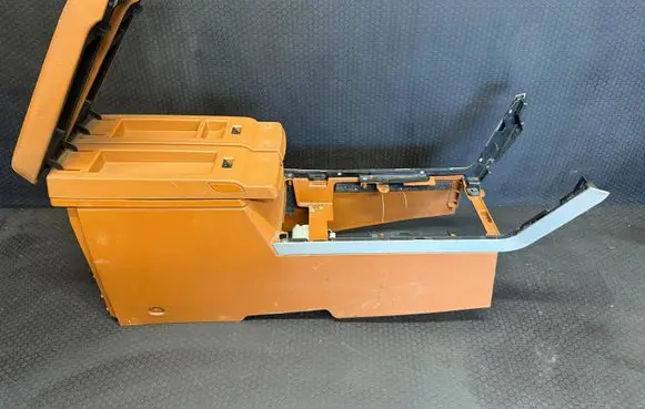 Infiniti FX Center console 
