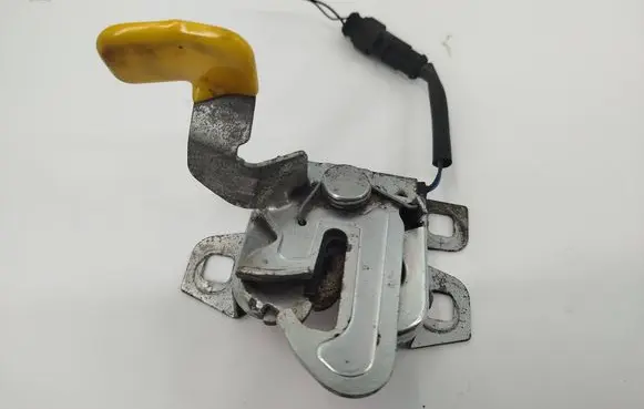 Peugeot Boxer Tie down hook / loop 2415B805 B805