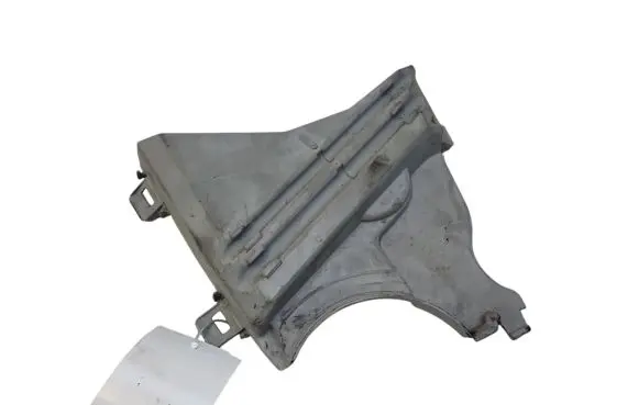 Mercedes-Benz A W176 Timing belt guard (cover) 135611020R