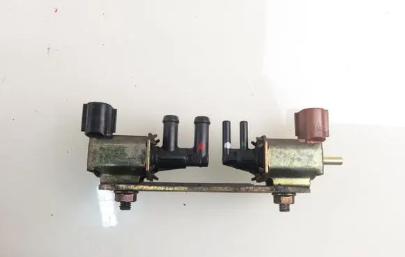 Mitsubishi Outlander Vacuum valve K5T48397 K5T48272