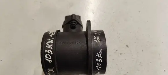 Volvo V70 Mass air flow meter 0280218108 8670112