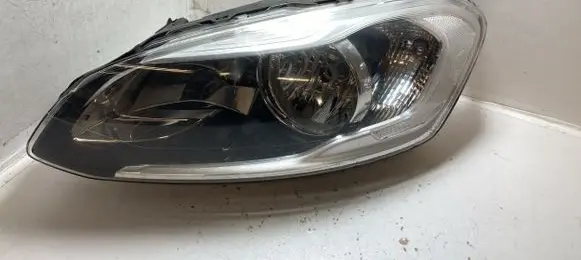 Volvo XC60 Headlight/headlamp