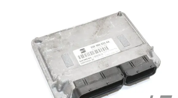 Skoda Fabia Mk1 (6Y) Engine control unit/module 03E906033AA