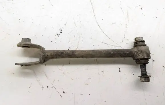 Chevrolet Tahoe Rear control arm