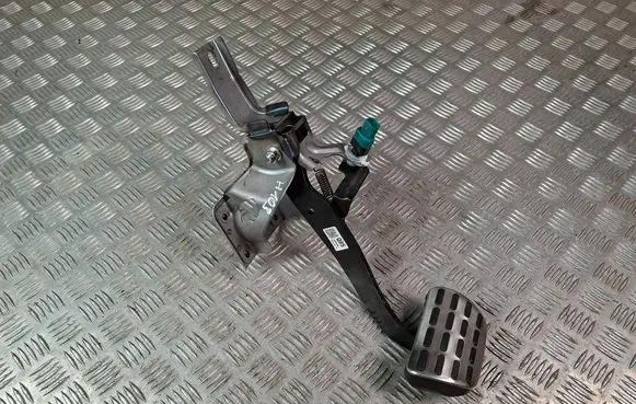 KIA Sportage Brake pedal 32800D9855