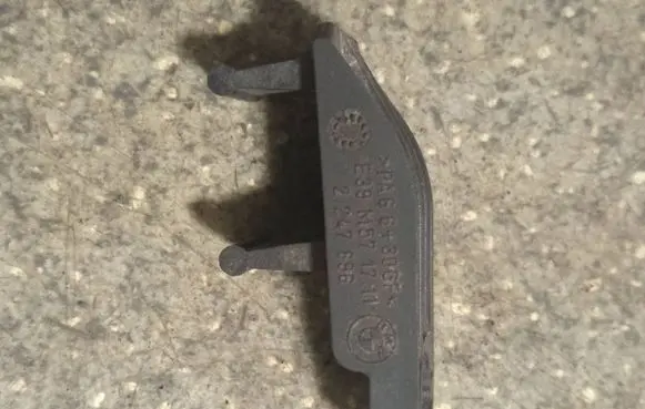 Radiator support slam panel bracket