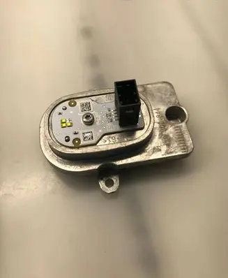 Volkswagen Tiguan LED ballast control module 1420000844