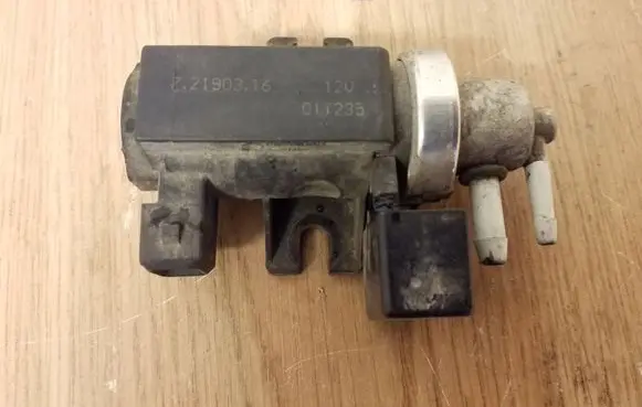 Hyundai Santa Fe Turbo solenoid valve 72190316