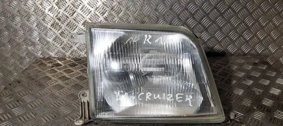 Toyota Land Cruiser (J100) Headlight/headlamp 11076430