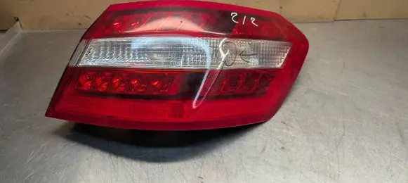 Mercedes-Benz E W212 Rear/tail lights A2129066701 775508 483002