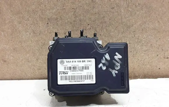 Volkswagen Passat Alltrack ABS Pump 3AA614109BR