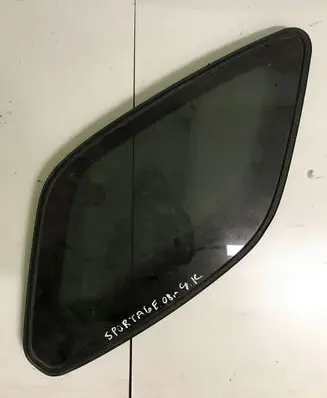 KIA Sportage Rear vent window glass 43R000382E000008