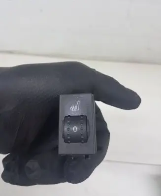Ford Focus Seat heating switch D3L0A 4M5T19K314AC