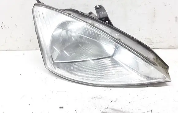 Ford Focus Headlight/headlamp