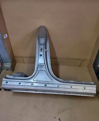 Hyundai Tucson TL Side car body part 1177