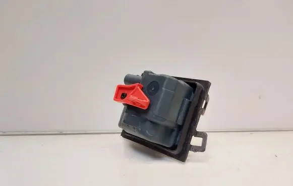 Mercedes-Benz A W176 Fuel tank cap lock A0008207703