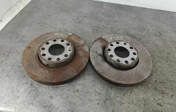 Volkswagen PASSAT B5.5 Front brake disc 
