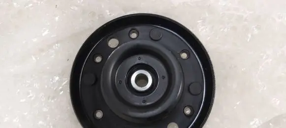 Jaguar XK - XKR Front upper strut mount C2R23038
