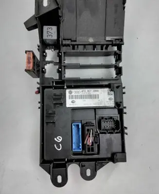 Audi A6 S6 C6 4F Comfort/convenience module HELLA 4F0907289G SW4F0910289G