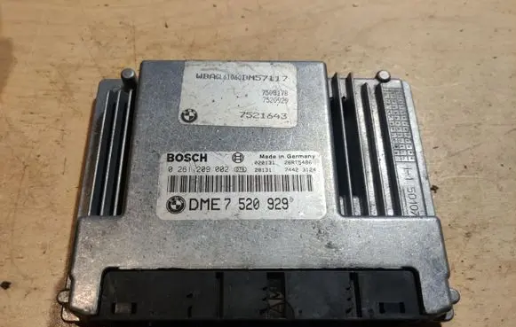 BMW 7 E65 E66 Engine control unit/module 7520929 0261209002