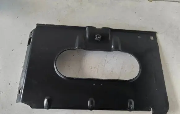 Battery tray