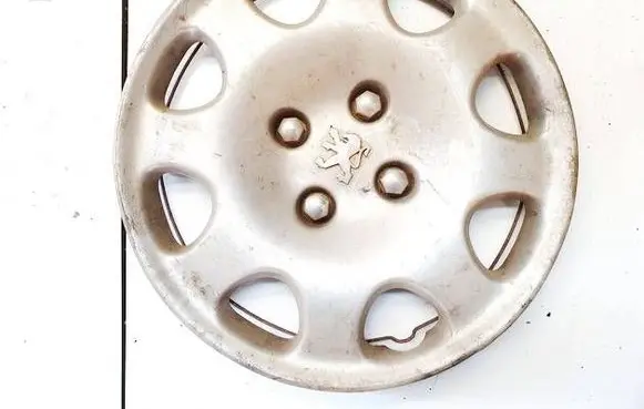 Peugeot 306 R14 wheel hub/cap/trim 9631447377