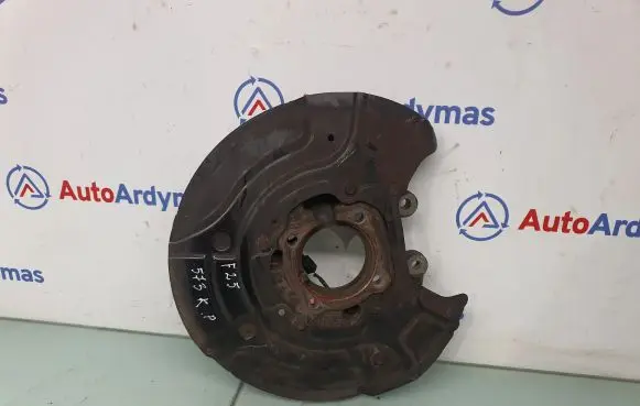 Rear wheel hub spindle/knuckle