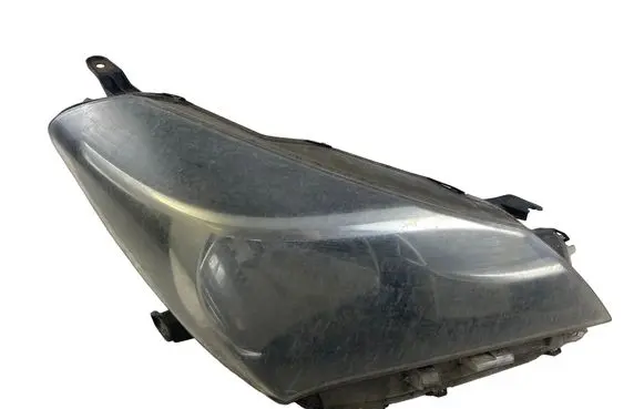 Toyota Yaris Headlight/headlamp 0D158