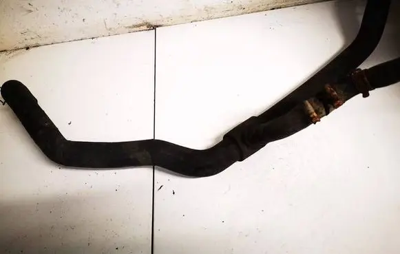 Volkswagen Golf IV Engine coolant pipe/hose 074121101