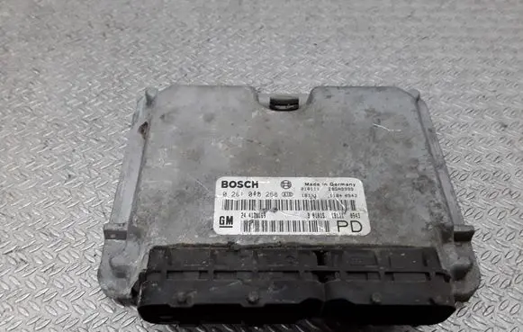 Opel Zafira A Engine control unit/module 0281010268