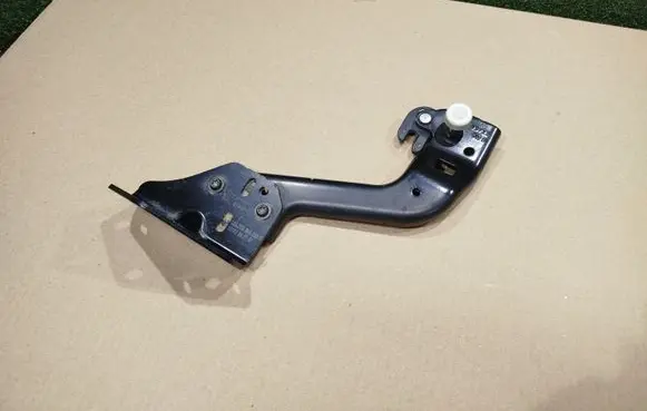 Man TGE 1gen Sliding door lower roller guide/hinge 7C0843398C 7C0843398