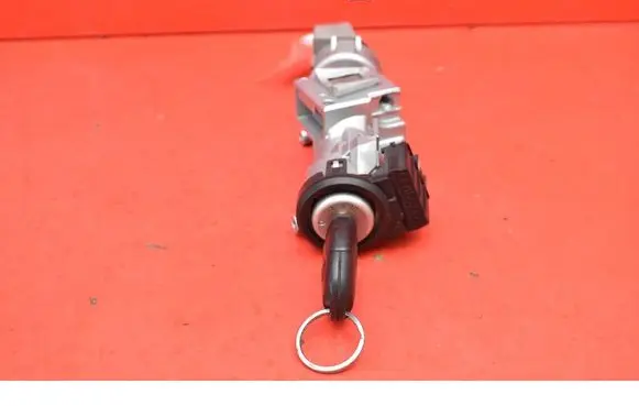 Ford Focus C-MAX Ignition lock 3M513F880AC