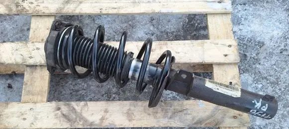 Volkswagen Touran I Front shock absorber with coil spring 1T0413031BQ 1K0412331B 1K0412331