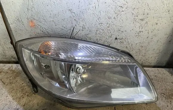 Skoda Roomster (5J) Headlight/headlamp