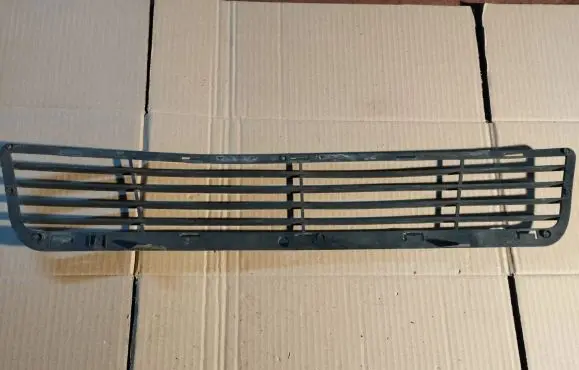 Dodge Journey Front bumper lower grill 05178282AA