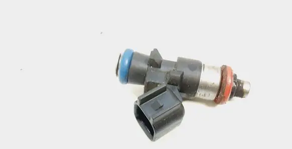 Chrysler Town & Country V Fuel injector 05184085AC