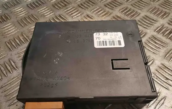 Mercedes-Benz ML W163 Central body control module A1635457332 1635457332