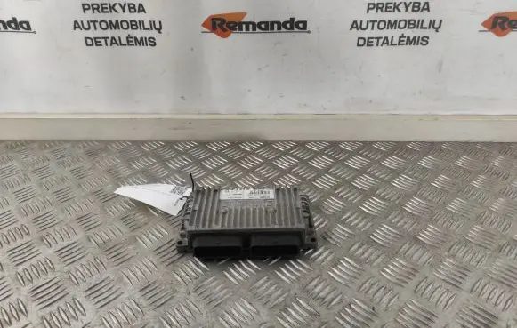 Renault Laguna II Engine control unit/module 8200211611 8200052418 S118038004
